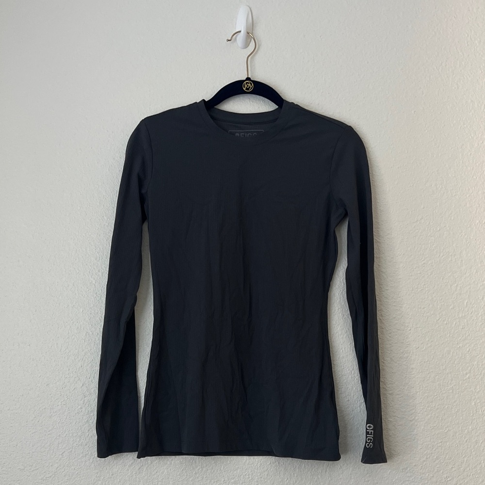 Figs Long Sleeve Tee in Charcoal Black